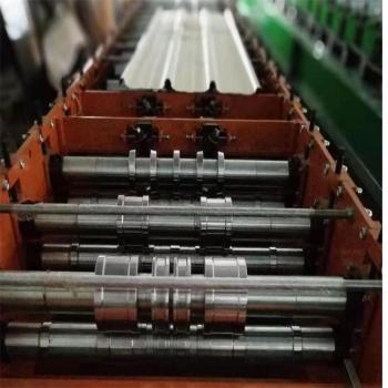 Hot Sale Clip Lock Roof Roll Forming Machine